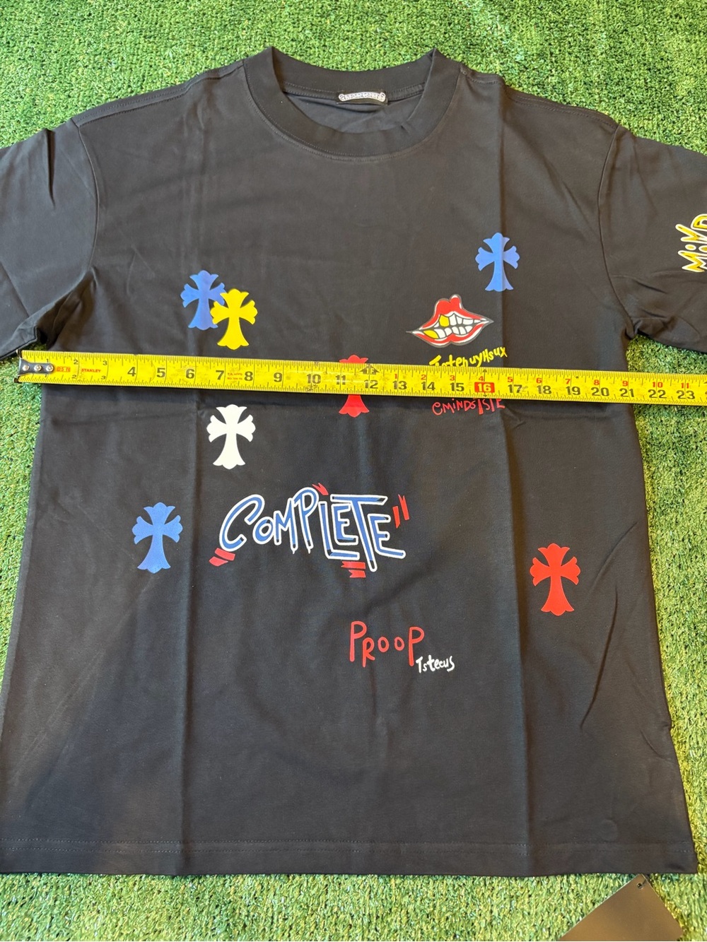 Chrome Graphic Short-Sleeve Tee - Black - Picture 8 of 8